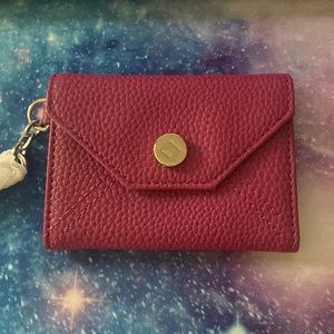 Jewell by Thirty One: Letters from London in Berry